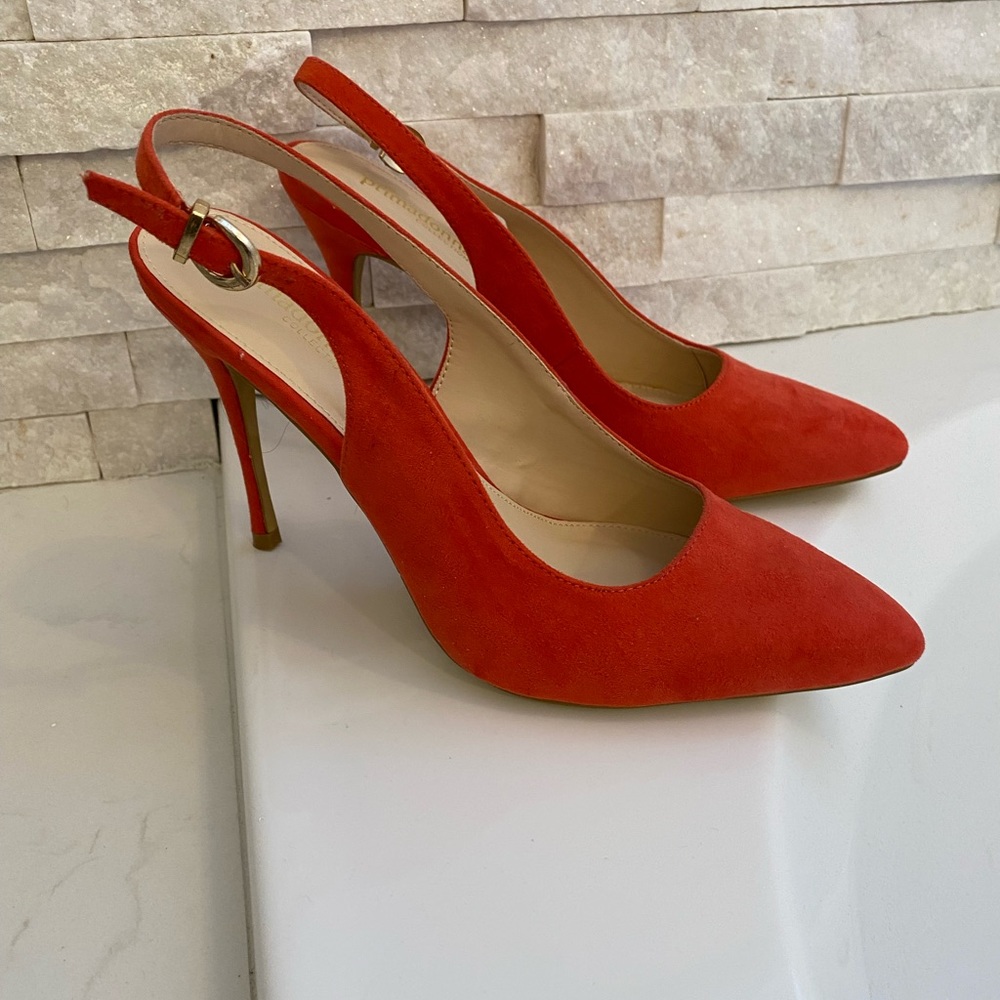 Prima Donna shoes from Catania, Sicily Italy. Never worn European size 40/size 9